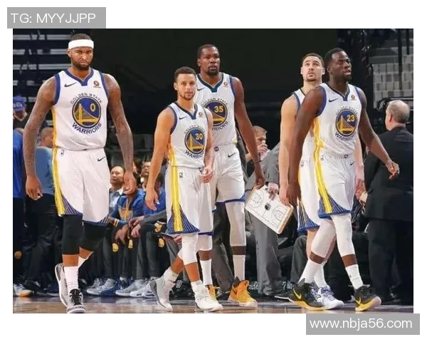 武汉篮球队与广州篮球队赛后复盘分析球员个人能力对比与表现总结 武汉篮球队与广州篮球队赛后复盘分析球员个人能力对比与表现总结