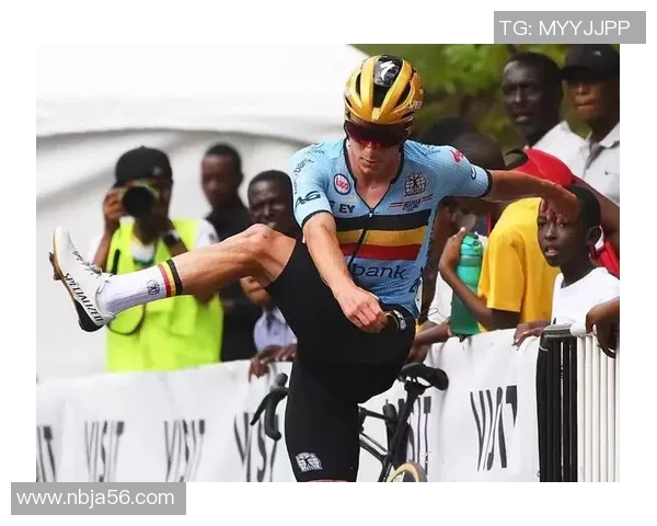 足球巨星化身老年人演绎经典音乐瞬间引发热议与欢笑 足球巨星化身老年人演绎经典音乐瞬间引发热议与欢笑